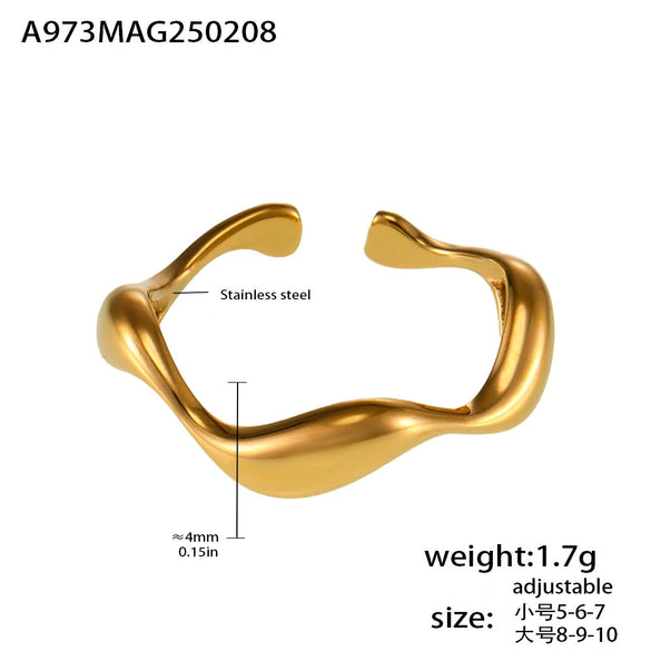 Women's Titanium Steel Geometric Style Light Luxury Bracelet With Electroplating Treatment