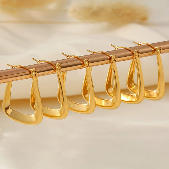 Women's Titanium Steel Geometric U Shaped Hollow Earrings With Pvd 18K Gold Electroplating