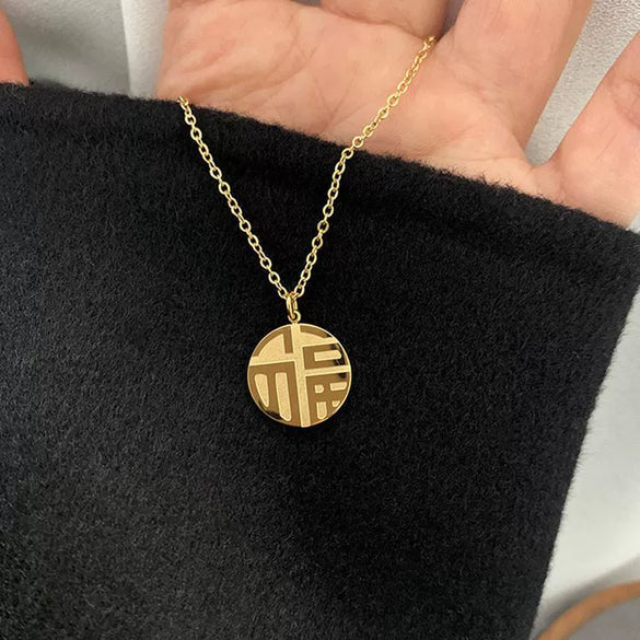 Women's Titanium Steel Gold Color Round Pendant Clavicle Necklace With Letter Text Design And Box Chain Fashion Jewelry