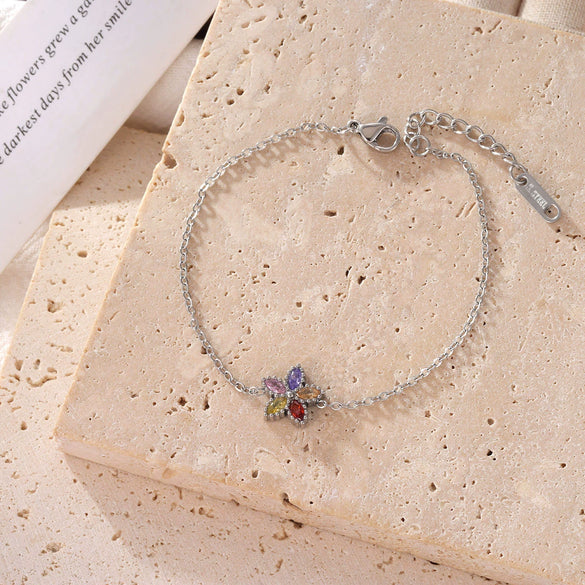 Women's Titanium Steel Gold Plated Geometric Flower Bracelet With Electroplating Simple Style