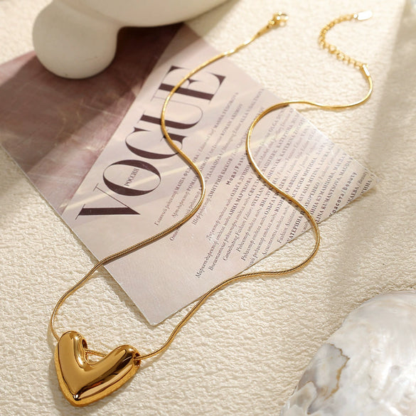 Women's 316L Stainless Steel Heart Pendant Necklace With Electroplating Treatment