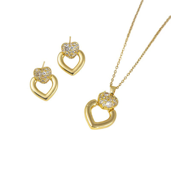Women's Titanium Steel Heart Shape Mixed Gemstone Setting Electroplated Necklace With O Word Chain