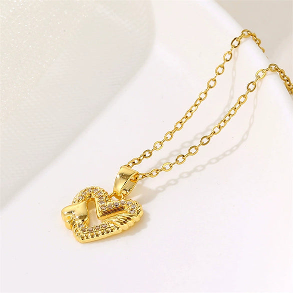 Women's Titanium Steel Heartshaped Geometric Mixed Gem Inlay Electroplated Necklace