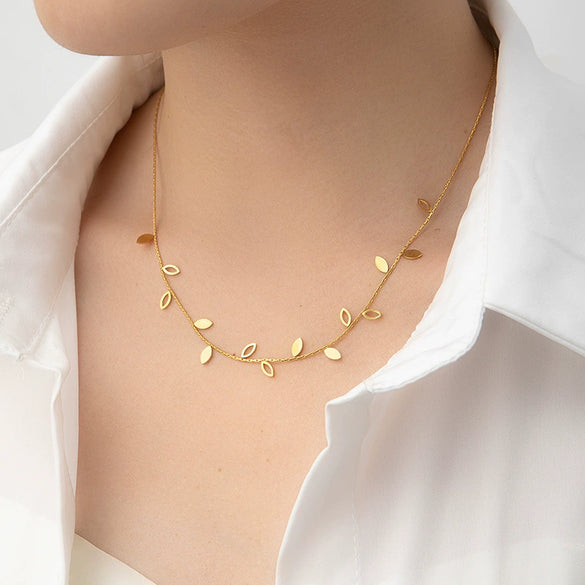 Women's Titanium Steel Hollow Leaves Necklace Electroplated Regular Chain Highend Niche Design