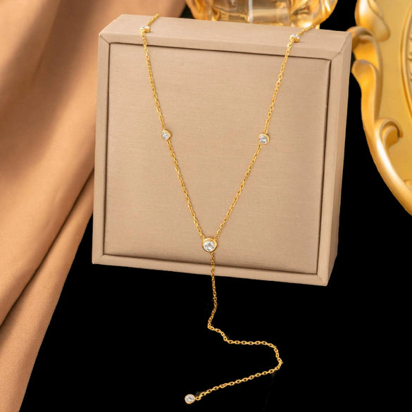 Women's Titanium Steel Interlocking Jewelry Set With White Stone Necklace And Bracelet Electroplated Non Fading Geometric Temperament Style