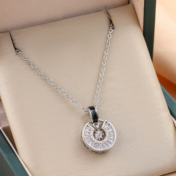 Women's Titanium Steel Jewelry Geometric Microinlaid Zirconium Ring Design Electroplated Clavicle Chain