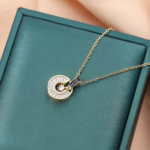 Women's Titanium Steel Jewelry Geometric Microinlaid Zirconium Ring Design Electroplated Clavicle Chain