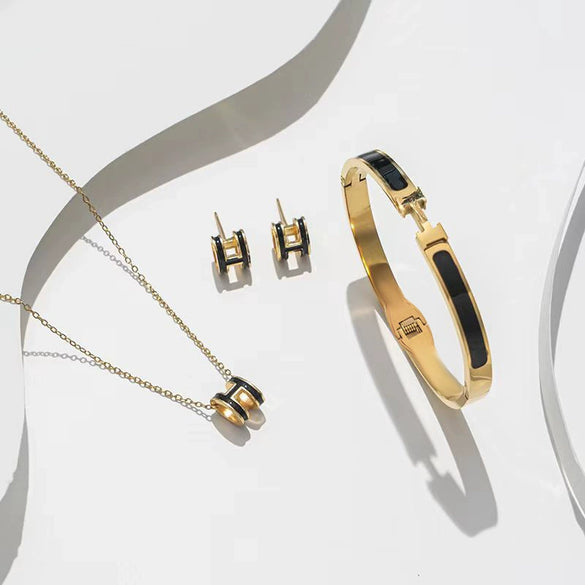 Women's Titanium Steel Jewelry Set With Letter Pattern And Electroplating Bracelet Earrings Necklace