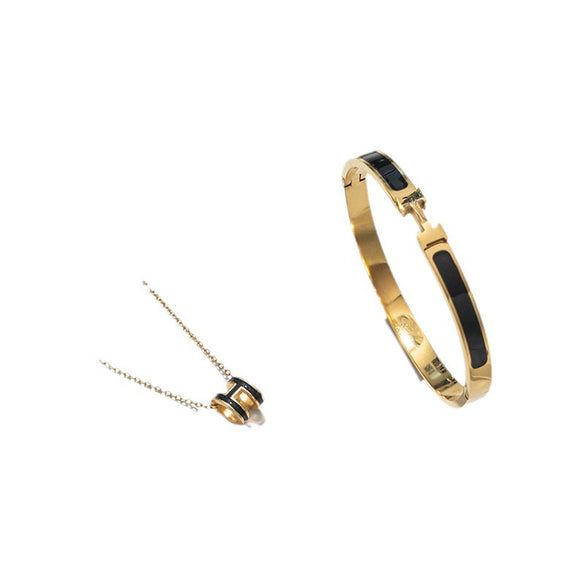 Women's Titanium Steel Jewelry Set With Letter Pattern And Electroplating Bracelet Earrings Necklace