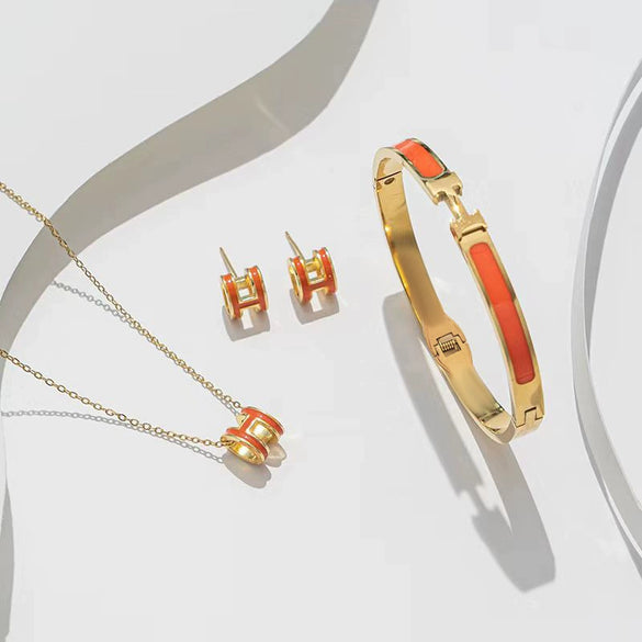 Women's Titanium Steel Jewelry Set With Letter Pattern And Electroplating Bracelet Earrings Necklace