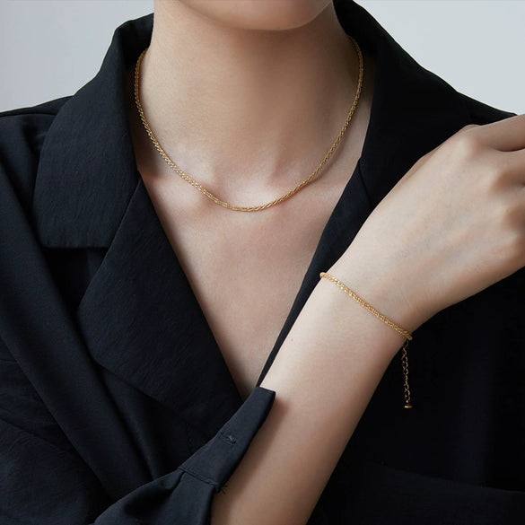 Women's Titanium Steel 18K Gold Plated Cauliflower Chain Jewelry Set Simple Natural Style