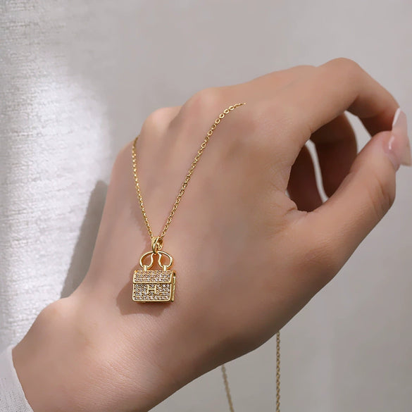 Women's Titanium Steel Letter Pattern Diamond Pendant O Chain Necklace
