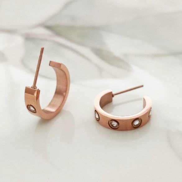 Women's Titanium Steel Minimalist Geometric Open Earrings With Letters Numbers Text And Polishing Treatment