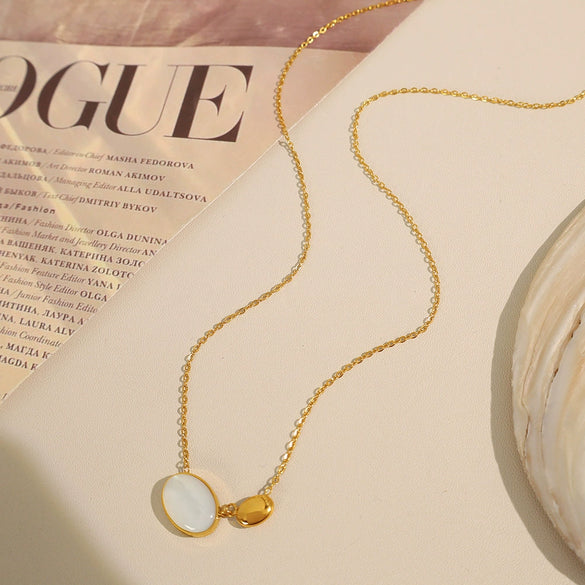 Women's 316L Stainless Steel Oval Shell Fashion Elegant Electroplated Necklace