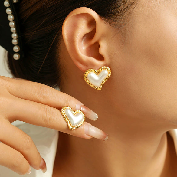 Women's 316L Stainless Steel Rubber Beads Earrings Light Luxury Love Geometric Heart Electroplated Style