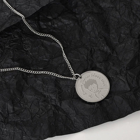 Women's Titanium Steel Stitching Design Specialshaped Baroque Pearl Necklace With Polishing Process And Bow Pattern