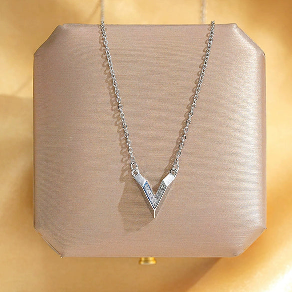 Women's Titanium Steel Vshaped Necklace With Silver Diamond Copper Pendant Cross Chain Light Luxury Style Letters Numbers Text Pattern