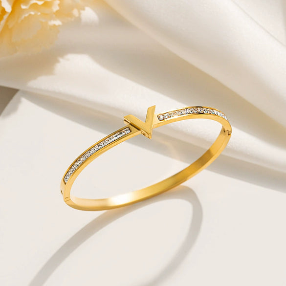 Women's Titanium Steel Vshaped Star Bracelet With Vacuum Plating Electroplating Fashion Light Luxury Jewelry