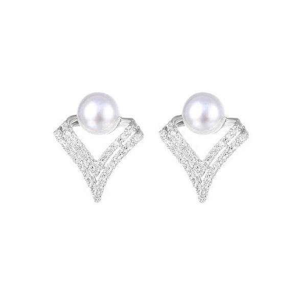 Women's Vintage Flower Zircon Earrings With Pearl Accent Electroplated Metal Exquisite Fashion Jewelry