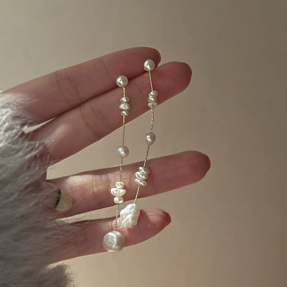 Women's Vintage Freshwater Pearl Drop Shape Tassel Earrings With Electroplating Design