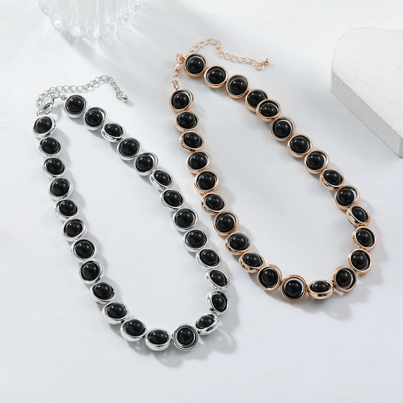 Women's Vintage Geometric Beaded Necklace And Bracelet Made Of Plastic Resin And Alloy Handmade
