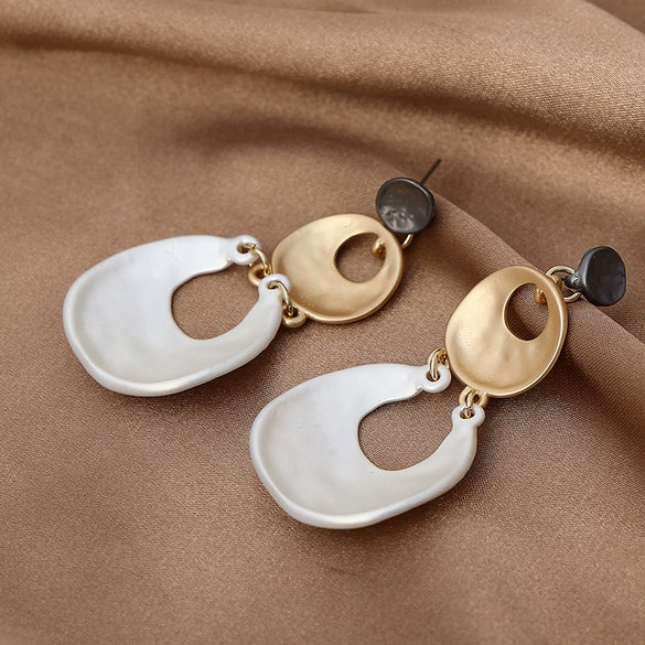 Women's Vintage Geometric Long Earrings Exaggerated Alloy Ear Pin Jewelry Retro Statement Style For Wholesale