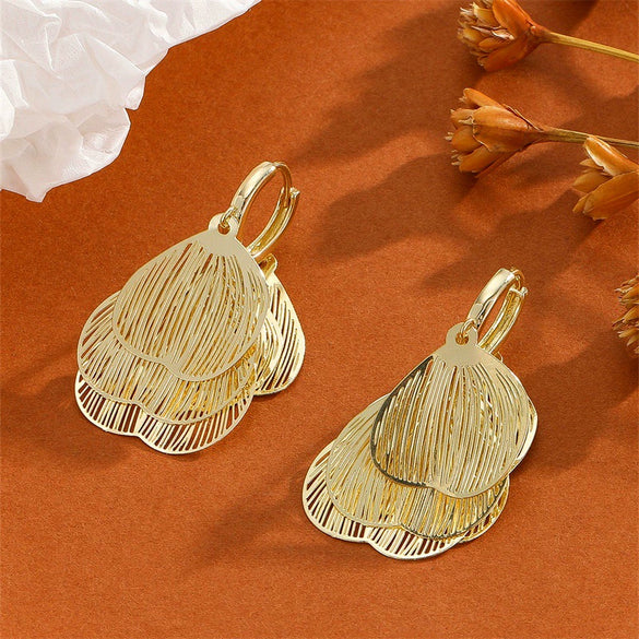 Women's Vintage Leaf Tassel Earrings With Golden Branches And Jade Leaves Electroplated Metal Statement Jewelry In A Light Luxury Floral Design