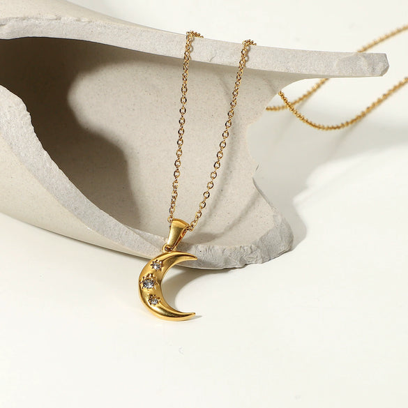 Women's Vintage Necklace French Fashion Ins Style Stainless Steel And Titanium Steel With Geometric Pattern And Moon Pendant Electroplated Set With Three Zircon