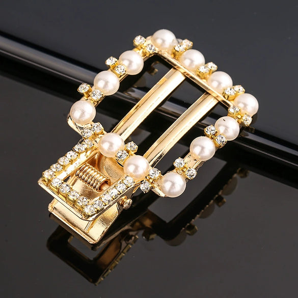 Women's Vintage Pearl Duckbill Hair Clip With Rhinestone Detail Elegant Simple Side Clasp Hair Accessory