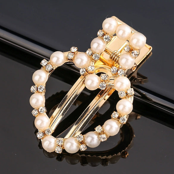 Women's Vintage Pearl Duckbill Hair Clip With Rhinestone Detail Elegant Simple Side Clasp Hair Accessory