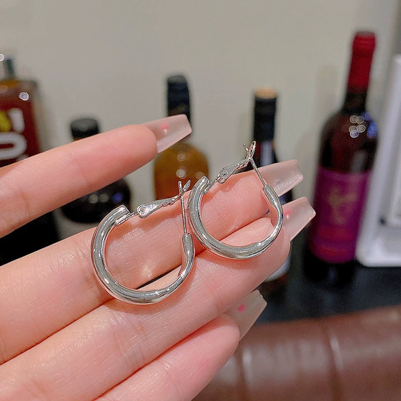 Women's Vintage Pearl Earrings With 925 Silver Needles Alloy Material Geometric Heart Bow Star Shape Electroplating