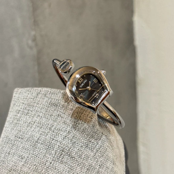 Women's Vintage Retro Archshaped Watch With Zinc Alloy Case And Strap And Stainless Steel Buckle