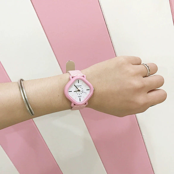 Women's Watch Alloy Case Genuine Leather Strap Rhombus Dial Fashion Simple Casual