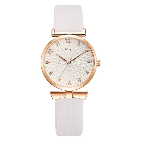 Women's Watch Alloy Case Imitation Leather Strap Round Dial Leisure Style Sunflower Design Quartz