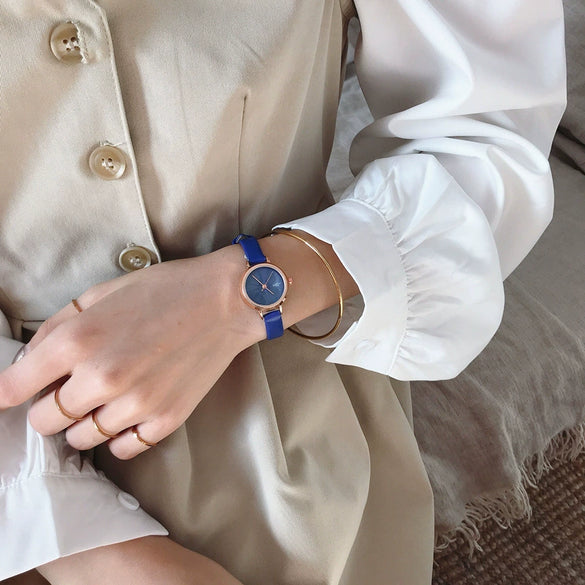 Women's Watch Alloy Case Imitation Leather Strap Round Dial Leisure Style