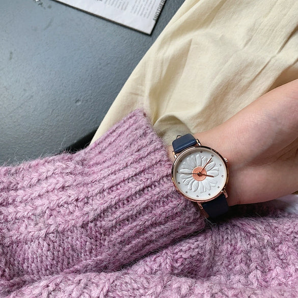 Women's Watch Alloy Case Imitation Leather Strap Stainless Steel Clasp Round Dial Leisure Style