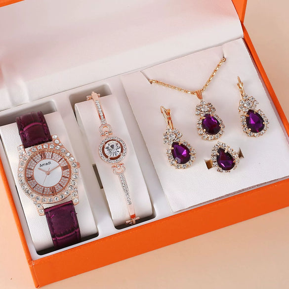 Women's Watch And Jewelry Set Alloy Gold Imitation Leather Round Dial Luxury Style