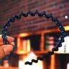 Women's Wavy Frosted Resin Hair Hoop Headband Solid Color Nonslip Hairband Handmade Simple Everyday Hair Accessory