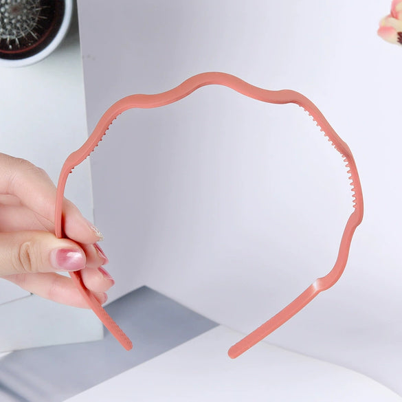 Women's Wavy Frosted Resin Hair Hoop Headband Solid Color Nonslip Hairband Handmade Simple Everyday Hair Accessory