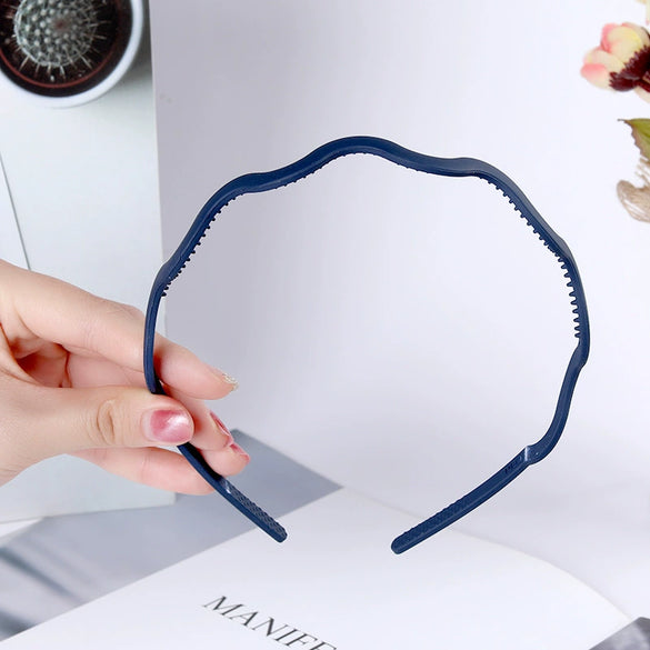 Women's Wavy Frosted Resin Hair Hoop Headband Solid Color Nonslip Hairband Handmade Simple Everyday Hair Accessory