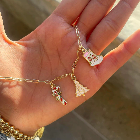Women's Zinc Alloy Christmas Pendant Necklace With Snowflake Bell And Tree Motifs Dripping Oil Finish Simple Fashion Jewelry