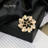 Women's Zinc Alloy Geometric Bow Diamondstudded Electroplated Fashion Collar Pin Brooch