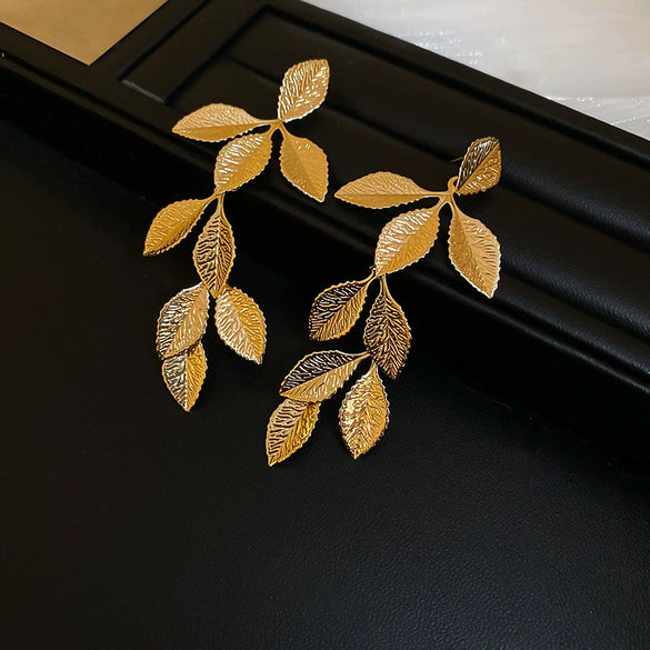 Women's Zinc Alloy Leaf Tassel Earrings Light Luxury Style Electroplating
