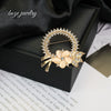 Women's Zinc Alloy Wreath Cat Brooch With Gold Plated Artificial Gemstones And Semiprecious Stones Inlay Flower And Bow Pattern