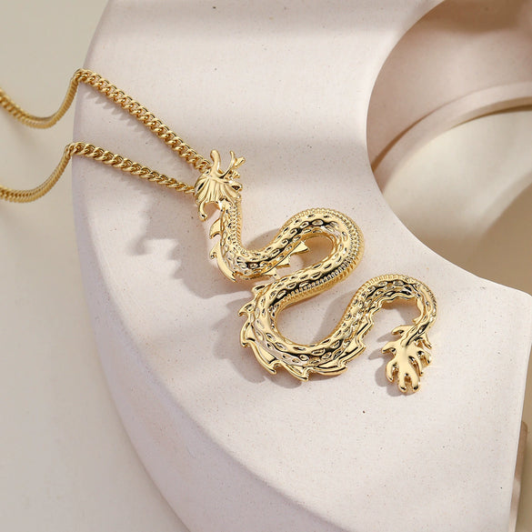 Women's Zodiac Dragon Pendant Necklace Zinc Alloy Ochain Electroplating Simple Geometric Style