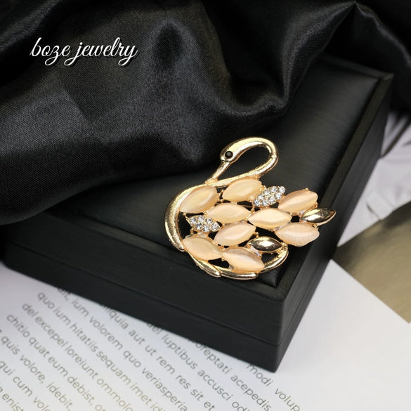 Zinc Alloy Animal Shaped Electroplated Women's Fashion Brooch