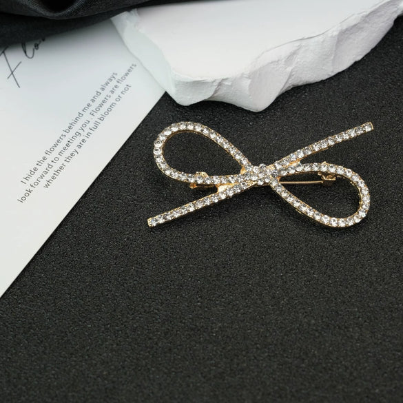 Zinc Alloy Bow Brooch Electroplating Unisex Accessories