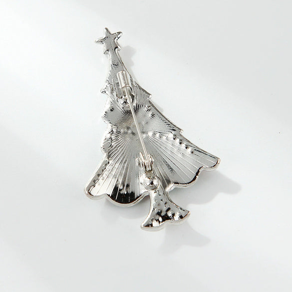 Zinc Alloy Christmas Tree Brooch With Diamond Embellishment Floral Plant Design Oil Drip Finish And Decorative Corsage Style