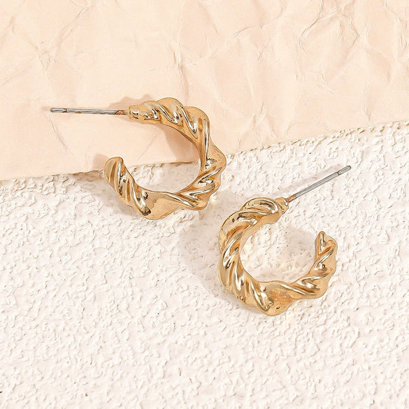 Zinc Alloy Cshaped Twist Hoop Earrings For Women Versatile Statement Jewelry For Daily Wear And Parties