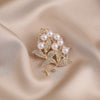 Zinc Alloy Flower Pearl Rhinestone Brooch For Women Clothing Decoration With Electroplating